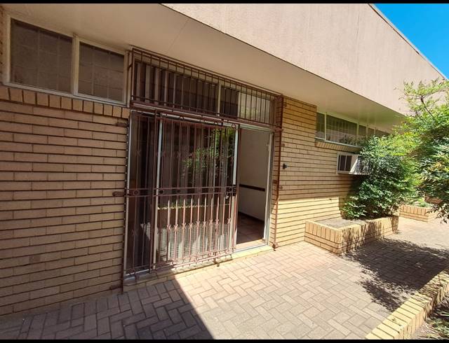 114M² MEDICAL SUITE FOR SALE IN VEREENIGING CENTRAL
